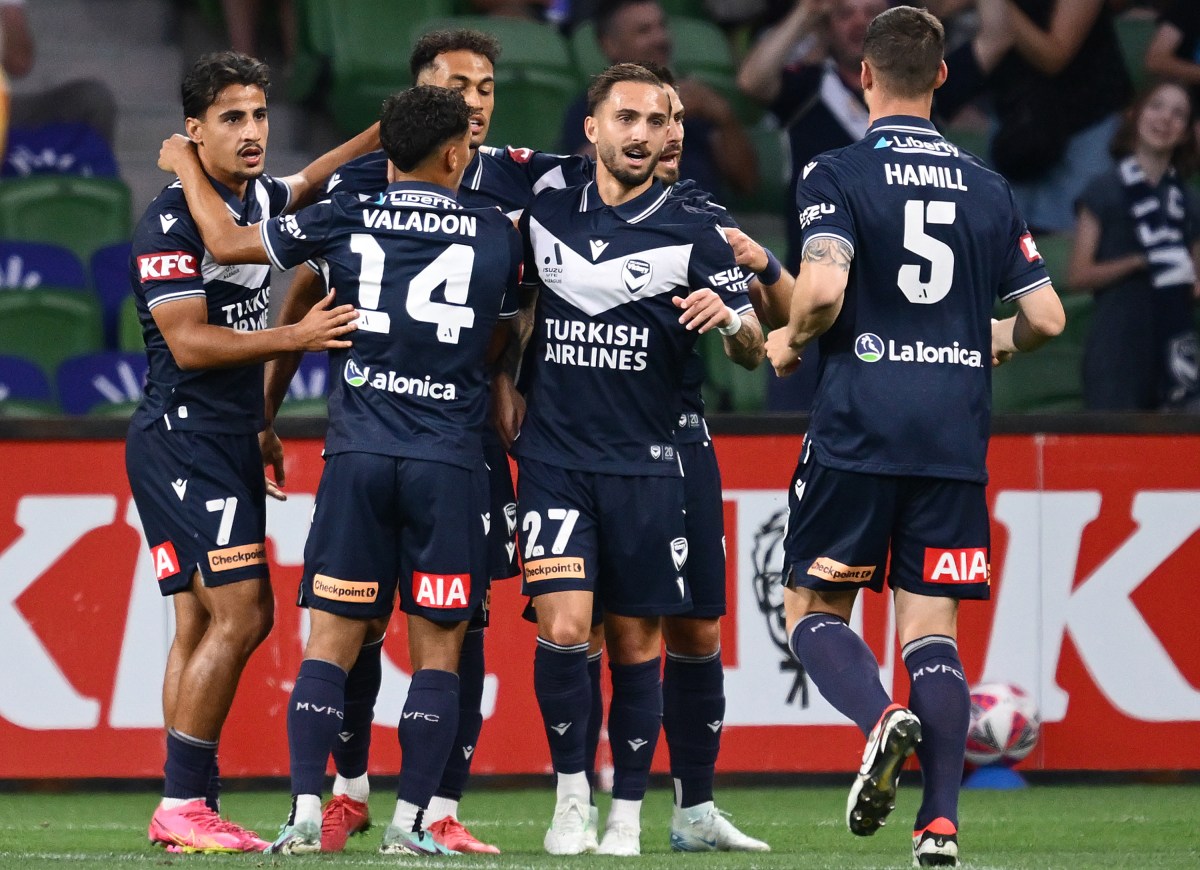 Melbourne Victory Thrash Central Coast Mariners 3-0 in Dominant Display