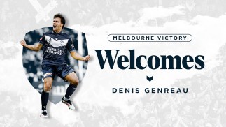 Melbourne Victory sign Denis Genreau